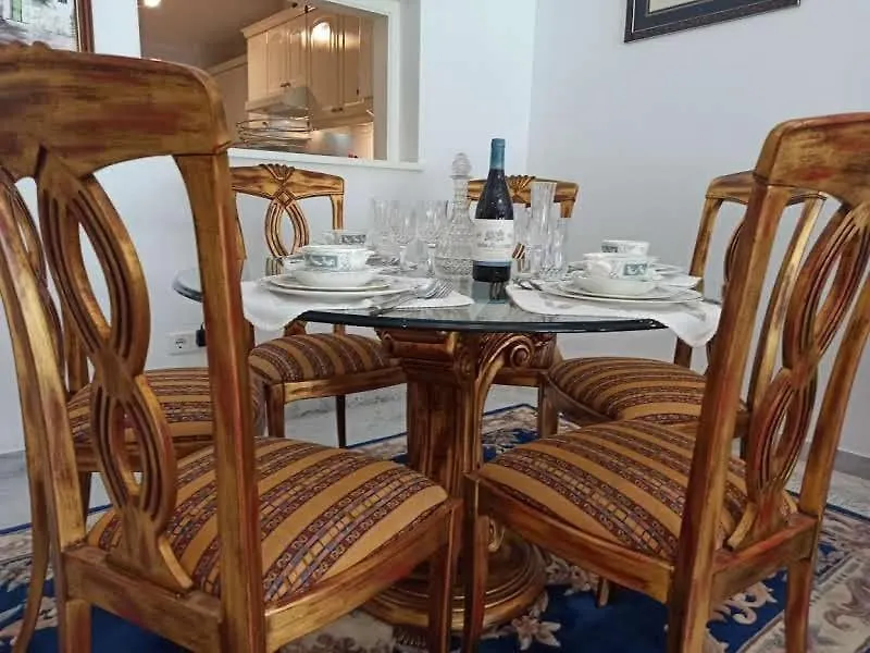 Beachfront Luxury Apartment Felicidad Marbella